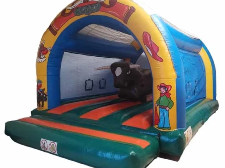 Grote Springkastelen Huren